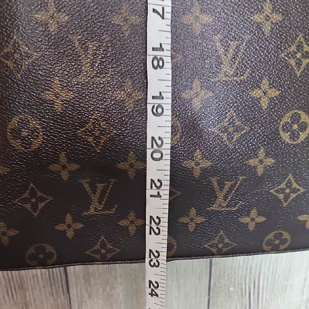 LOUIS VUITTON Looping Monogram Shoulder Bag Brown - Picture 14 of 16